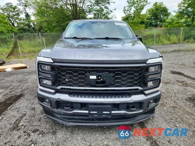 Piąte zdjęcie samochodu w środku: 2024 FORD F250 SUPER DUTY VIN:1FT8W2BT3REE68941 - miniatura