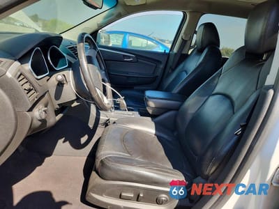 Zdjęcie 7 z 12 samochodu: 2010 CHEVROLET TRAVERSE LT VIN:1GNLVGED7AS124668 - miniatura