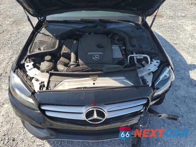 Zdjęcie 11 z 12 samochodu: 2018 MERCEDES-BENZ C 300 VIN:55SWF4JBXJU236513 - miniatura