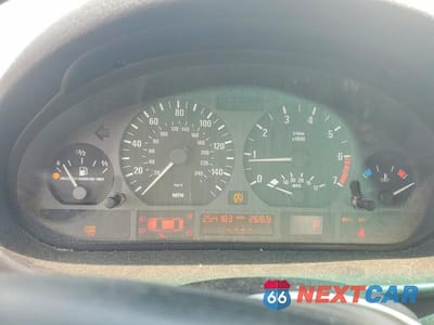 Zdjęcie 9 z 12 samochodu: 2001 BMW 325 I VIN:WBAAV33411FU95908 - miniatura