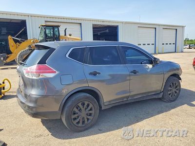 Trzecie zdjęcie samochodu z tyłu: 2016 NISSAN ROGUE S VIN:5N1AT2MT2GC768112 - miniatura