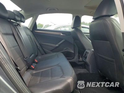 Zdjęcie 10 z 12 samochodu: 2017 VOLKSWAGEN PASSAT SE VIN:1VWBT7A35HC022438 - miniatura
