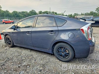 Drugie zdjęcie samochodu z przodu: 2013 TOYOTA PRIUS THREE VIN:JTDKN3DU0D1678112 - miniatura