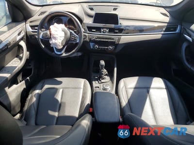 Zdjęcie 8 z 13 samochodu: 2019 BMW X1 XDRIVE28I VIN:WBXHT3C54K5L91567 - miniatura