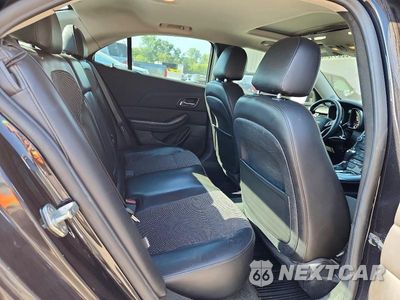 Zdjęcie 10 z 12 samochodu: 2013 CHEVROLET MALIBU 1LT VIN:1G11C5SA0DF354482 - miniatura
