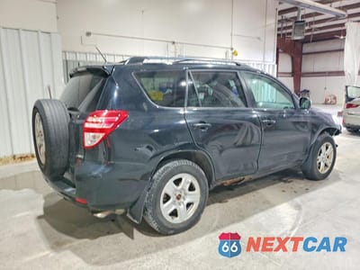 Trzecie zdjęcie samochodu z tyłu: 2011 TOYOTA RAV4 BASE VIN:2T3BK4DV7BW049789 - miniatura