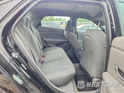 Zdjęcie 10 z 12 samochodu: 2023 HYUNDAI ELANTRA SEL VIN:KMHLM4AG6PU617986 - miniatura
