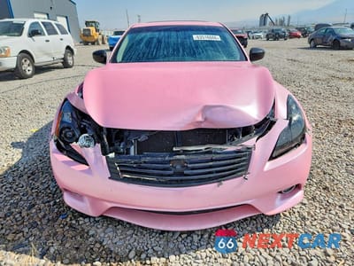 Piąte zdjęcie samochodu w środku: 2015 INFINITI Q60 COUPE SPORT LIMITED VIN:JN1CV6EK5FM870469 - miniatura