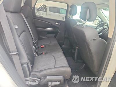 Zdjęcie 11 z 13 samochodu: 2018 DODGE JOURNEY SE VIN:3C4PDCAB6JT277096 - miniatura