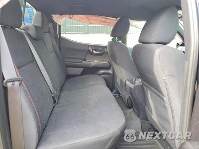 Zdjęcie 10 z 12 samochodu: 2020 TOYOTA TACOMA TRD SPORT VIN:5TFCZ5AN9LX239603 - miniatura