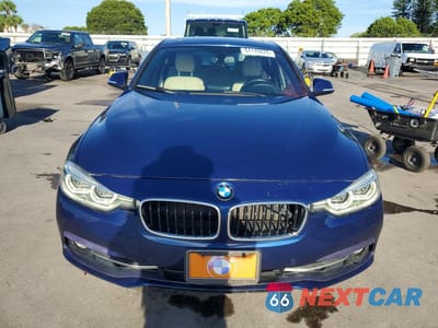 Piąte zdjęcie samochodu w środku: 2017 BMW 330 XI VIN:WBA8D9G50HNU60266 - miniatura