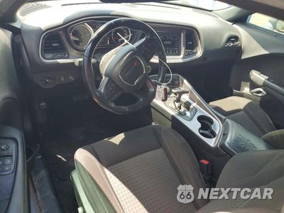 Zdjęcie 8 z 12 samochodu: 2021 DODGE CHALLENGER SXT VIN:2C3CDZAG1MH637616 - miniatura