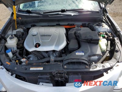 Zdjęcie 11 z 12 samochodu: 2015 HYUNDAI SONATA HYBRID LIMITED VIN:KMHEC4A42FA126218 - miniatura