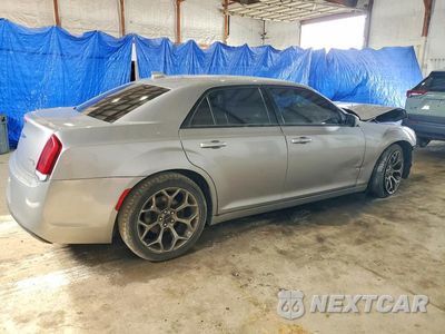 Trzecie zdjęcie samochodu z tyłu: 2015 CHRYSLER 300 S VIN:2C3CCABG3FH815676 - miniatura
