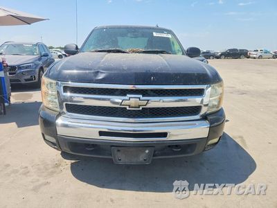 Piąte zdjęcie samochodu w środku: 2010 CHEVROLET SILVERADO K1500 LT VIN:1GCSKSE32AZ162498 - miniatura