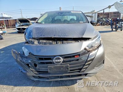 Piąte zdjęcie samochodu w środku: 2024 NISSAN VERSA SR VIN:3N1CN8FV5RL927742 - miniatura