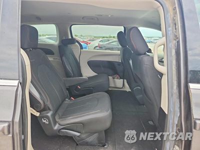 Zdjęcie 11 z 14 samochodu: 2017 CHRYSLER PACIFICA LX VIN:2C4RC1CGXHR598922 - miniatura