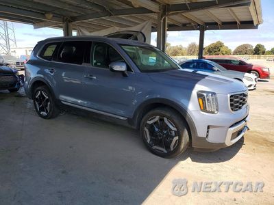 Czwarte zdjęcie samochodu z boku: 2025 KIA TELLURIDE S VIN:5XYP64GC8SG629796 - miniatura