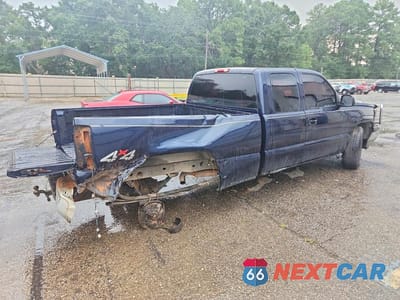 Trzecie zdjęcie samochodu z tyłu: 2005 CHEVROLET SILVERADO K1500 VIN:1GCEK19V25E123622 - miniatura