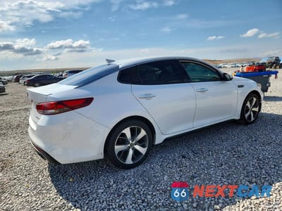 Trzecie zdjęcie samochodu z tyłu: 2017 KIA OPTIMA SX VIN:5XXGW4L23HG131659 - miniatura