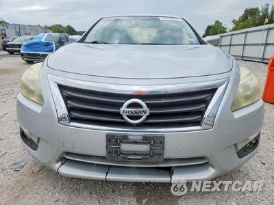 Piąte zdjęcie samochodu w środku: 2013 NISSAN ALTIMA 2.5 VIN:1N4AL3AP2DC246566 - miniatura