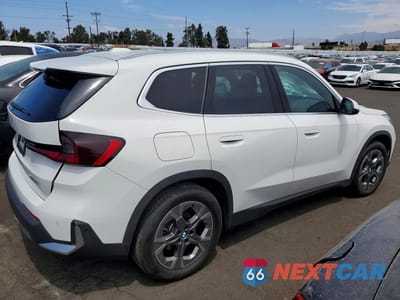 Trzecie zdjęcie samochodu z tyłu: 2023 BMW X1 XDRIVE28I VIN:WBX73EF0XP5Y21522 - miniatura