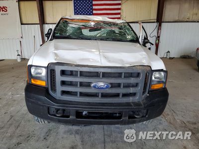 Piąte zdjęcie samochodu w środku: 2005 FORD F250 SUPER DUTY VIN:1FTSF21P15EC42076 - miniatura