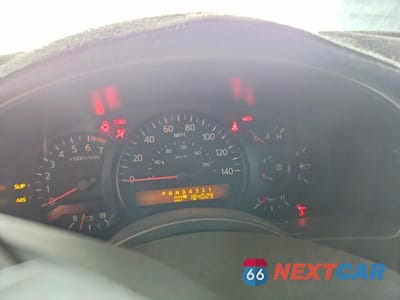 Zdjęcie 9 z 12 samochodu: 2004 NISSAN TITAN XE VIN:1N6AA07B74N552772 - miniatura