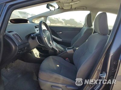 Zdjęcie 7 z 13 samochodu: 2014 TOYOTA PRIUS PLUG-IN HYBRID BASE VIN:JTDKN3DP4E3056807 - miniatura