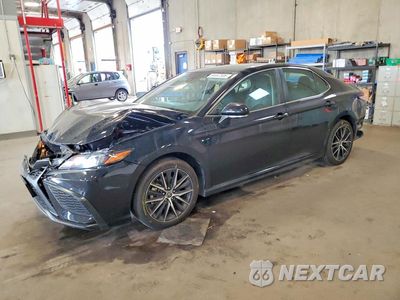 2024 TOYOTA CAMRY SE 4T1G11AK7RU871111 - główne zdjęcie licytacji z USA - miniatura