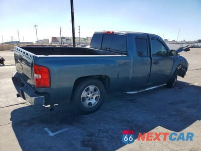 Trzecie zdjęcie samochodu z tyłu: 2013 CHEVROLET SILVERADO C1500 LT VIN:1GCRCSE00DZ146273 - miniatura