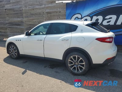 Drugie zdjęcie samochodu z przodu: 2017 MASERATI LEVANTE S VIN:ZN661YUA6HX236145 - miniatura