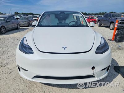 Piąte zdjęcie samochodu w środku: 2023 TESLA MODEL Y VIN:7SAYGAEE6PF807324 - miniatura