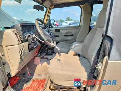 Zdjęcie 7 z 13 samochodu: 2006 JEEP WRANGLER X VIN:1J4FA39S46P713622 - miniatura