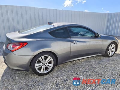 Trzecie zdjęcie samochodu z tyłu: 2011 HYUNDAI GENESIS COUPE 2.0T VIN:KMHHT6KD6BU058960 - miniatura