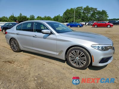 Czwarte zdjęcie samochodu z boku: 2018 BMW 530 XI VIN:WBAJA7C56JWA74829 - miniatura