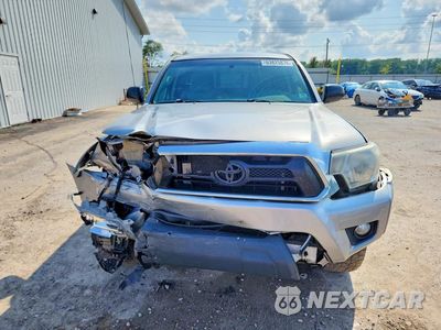 Piąte zdjęcie samochodu w środku: 2014 TOYOTA TACOMA V6 VIN:5TFUU4EN5EX089144 - miniatura