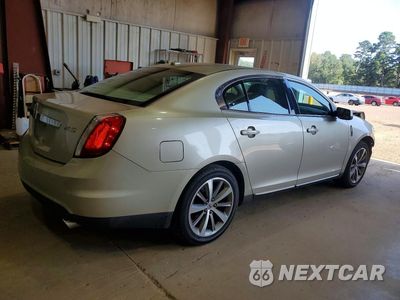 Trzecie zdjęcie samochodu z tyłu: 2011 LINCOLN MKS VIN:1LNHL9DR0BG612342 - miniatura