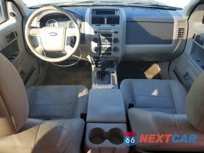 Zdjęcie 8 z 13 samochodu: 2010 FORD ESCAPE XLT VIN:1FMCU0DG3AKC63304 - miniatura