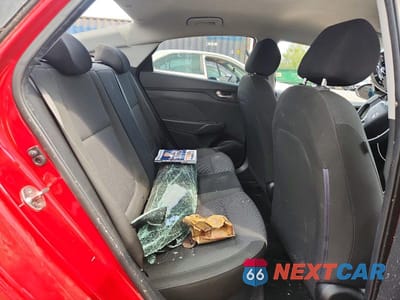 Zdjęcie 10 z 12 samochodu: 2018 HYUNDAI ACCENT SE VIN:3KPC24A34JE015701 - miniatura