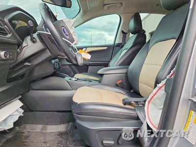 Zdjęcie 7 z 13 samochodu: 2021 FORD ESCAPE TITANIUM VIN:1FMCU9J9XMUA62471 - miniatura