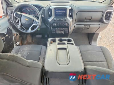 Zdjęcie 8 z 13 samochodu: 2021 CHEVROLET SILVERADO K2500 HEAVY DUTY LT VIN:1GC1YNEY2MF273436 - miniatura