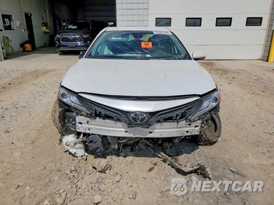 Piąte zdjęcie samochodu w środku: 2022 TOYOTA CAMRY XLE VIN:4T1F11AK4NU700192 - miniatura