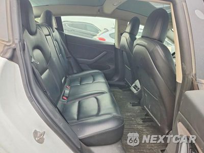 Zdjęcie 10 z 12 samochodu: 2019 TESLA MODEL 3 VIN:5YJ3E1EAXKF415918 - miniatura