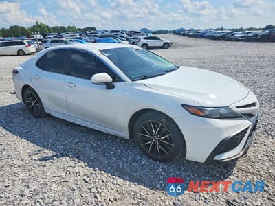 Czwarte zdjęcie samochodu z boku: 2022 TOYOTA CAMRY SE VIN:4T1G11AK3NU682644 - miniatura
