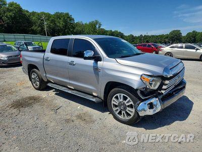 Czwarte zdjęcie samochodu z boku: 2020 TOYOTA TUNDRA 1794 EDITION VIN:5TFGY5F10LX262231 - miniatura