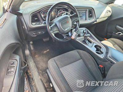 Zdjęcie 8 z 12 samochodu: 2020 DODGE CHALLENGER SXT VIN:2C3CDZAG6LH230440 - miniatura