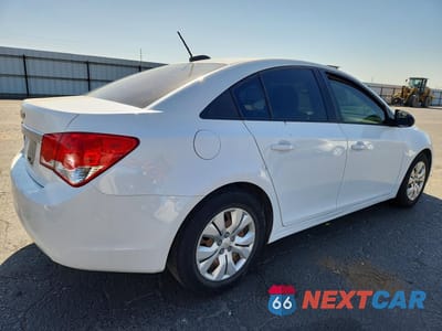Trzecie zdjęcie samochodu z tyłu: 2015 CHEVROLET CRUZE LS VIN:1G1PA5SG4F7295583 - miniatura