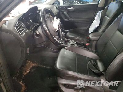 Zdjęcie 7 z 12 samochodu: 2018 VOLKSWAGEN TIGUAN SE VIN:3VV2B7AX2JM197681 - miniatura