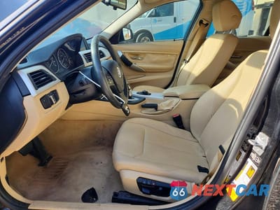 Zdjęcie 7 z 12 samochodu: 2014 BMW 320 I VIN:WBA3B1C51EP679292 - miniatura